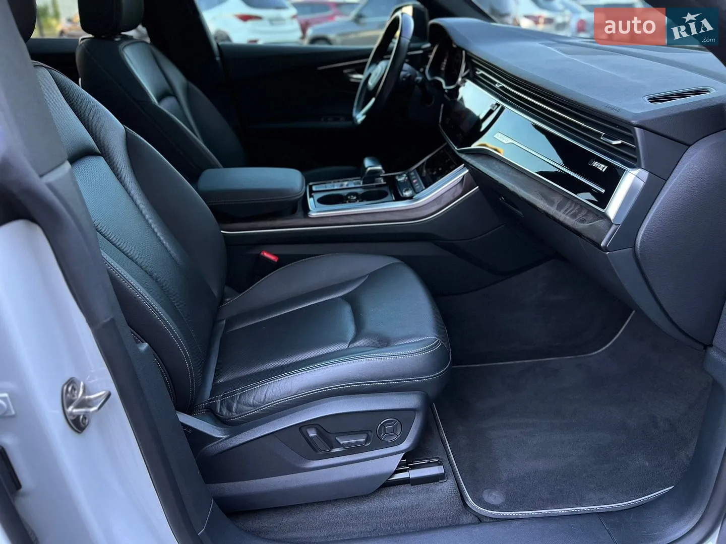 2019 Audi Q8 - мініатюра 29