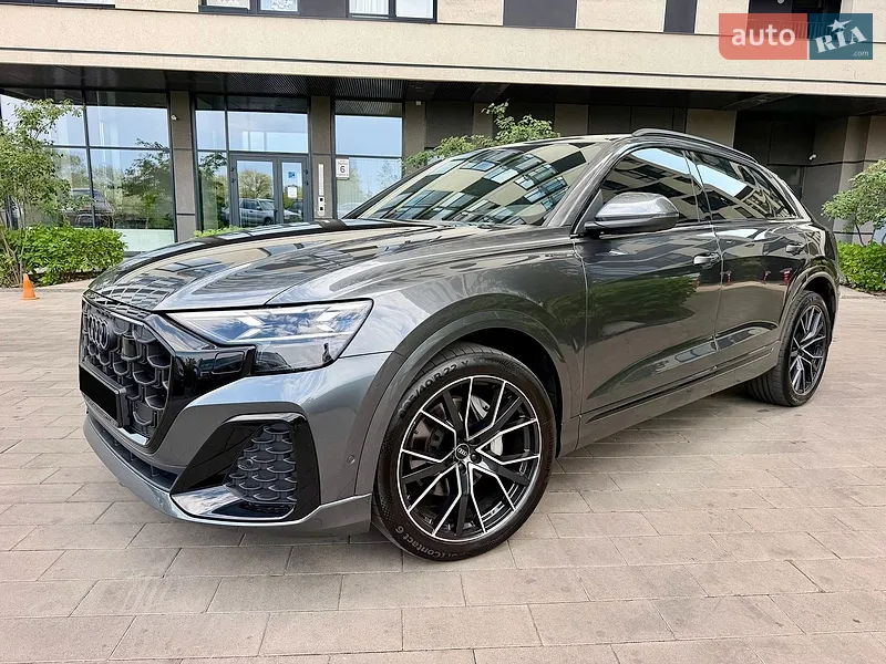 Audi Q8 2023