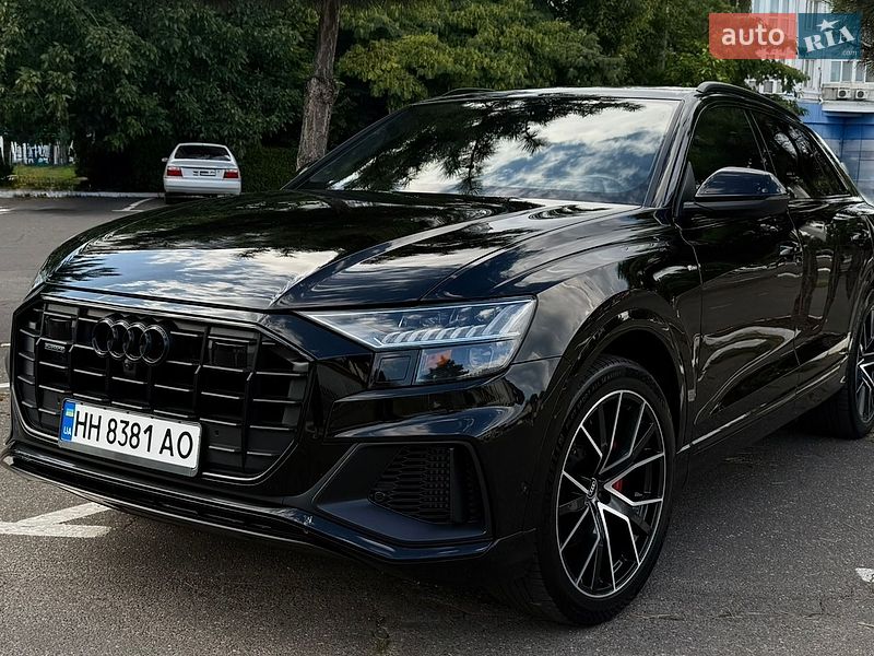Audi Q8 2021