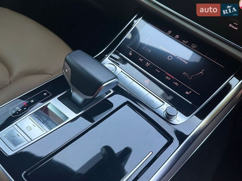 Позашляховик / Кросовер Audi Q8 2019 в Вінниці
