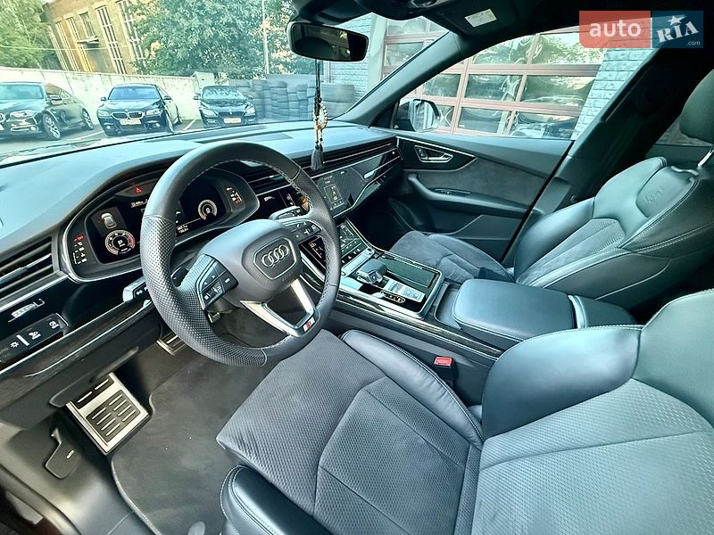 Внедорожник / Кроссовер Audi Q8 2020 в Киеве фото 15 Внедорожник / Кроссовер Audi Q8 2020 в Киеве