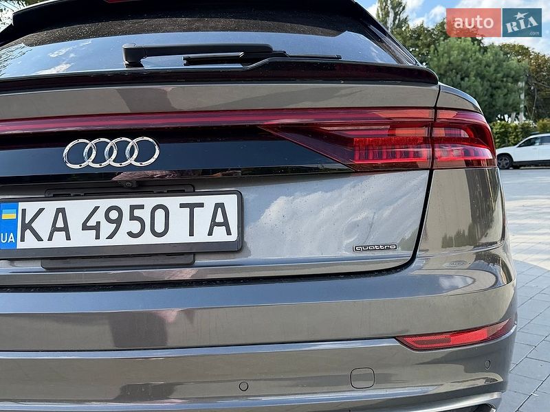 Внедорожник / Кроссовер Audi Q8 2019 в Киеве