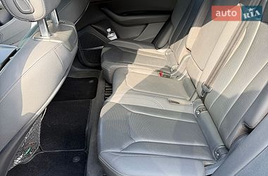 Внедорожник / Кроссовер Audi Q8 2019 в Киеве