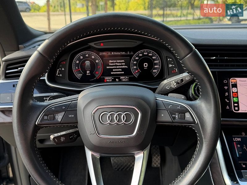 Внедорожник / Кроссовер Audi Q8 2019 в Киеве