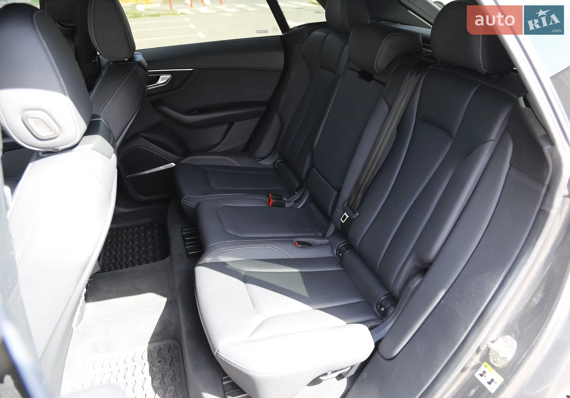2019 Audi Q8 - мініатюра 10