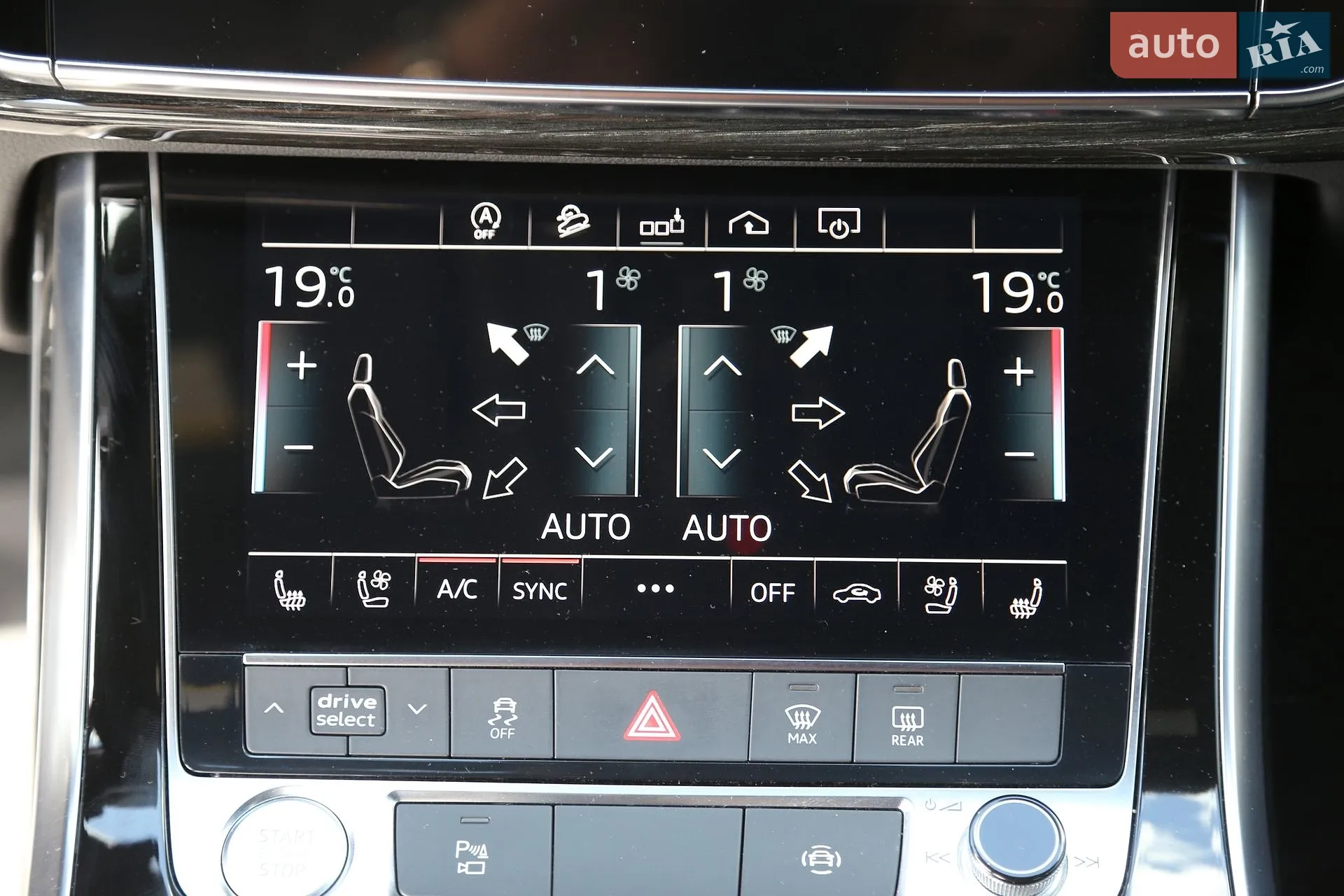 2019 Audi Q8 - мініатюра 27