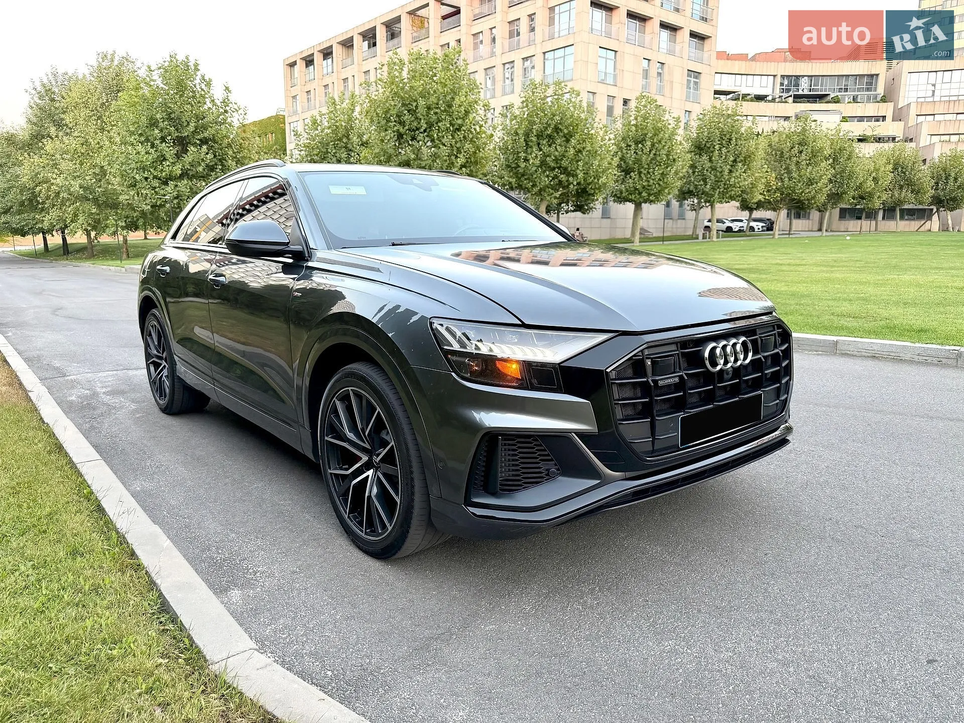 2020 Audi Q8 - мініатюра 16