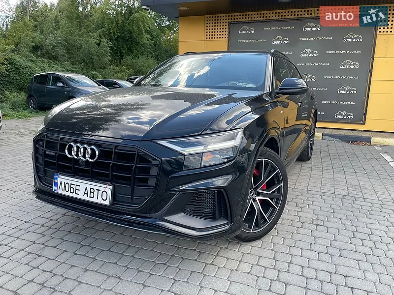 Audi Q8 2021