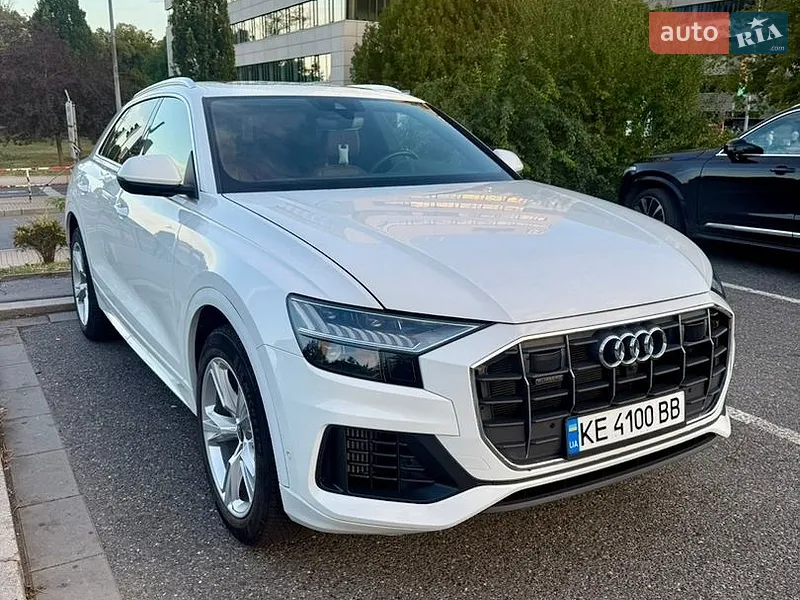 Audi Q8 2023