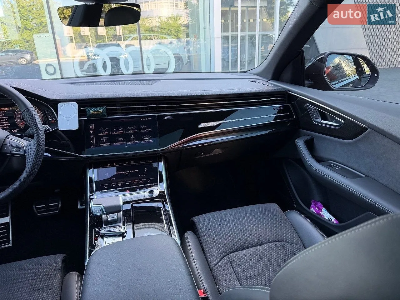 2025 Audi Q8 - мініатюра 44