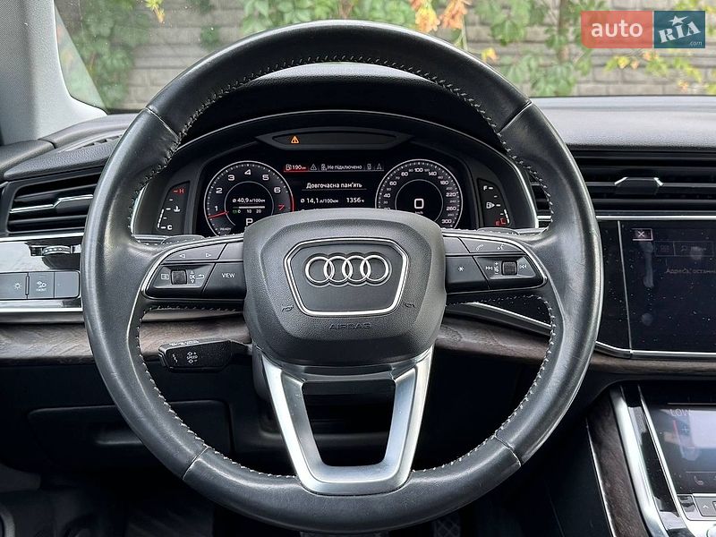 Внедорожник / Кроссовер Audi Q8 2018 в Киеве фото 13 Внедорожник / Кроссовер Audi Q8 2018 в Киеве