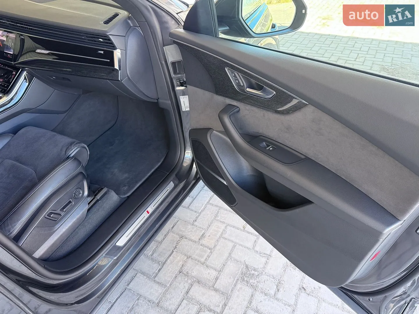 2020 Audi Q8 - мініатюра 17
