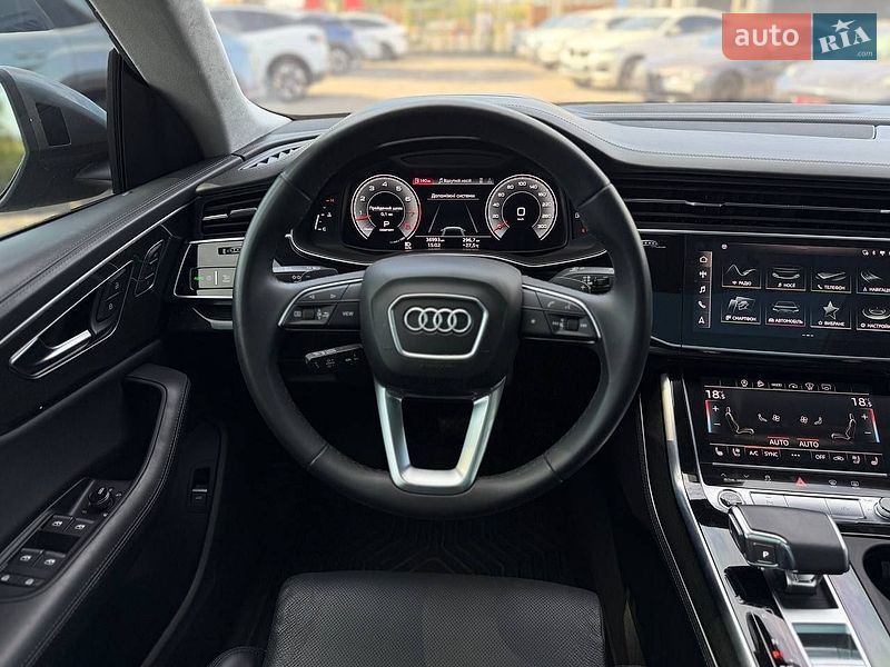 Внедорожник / Кроссовер Audi Q8 2021 в Львове