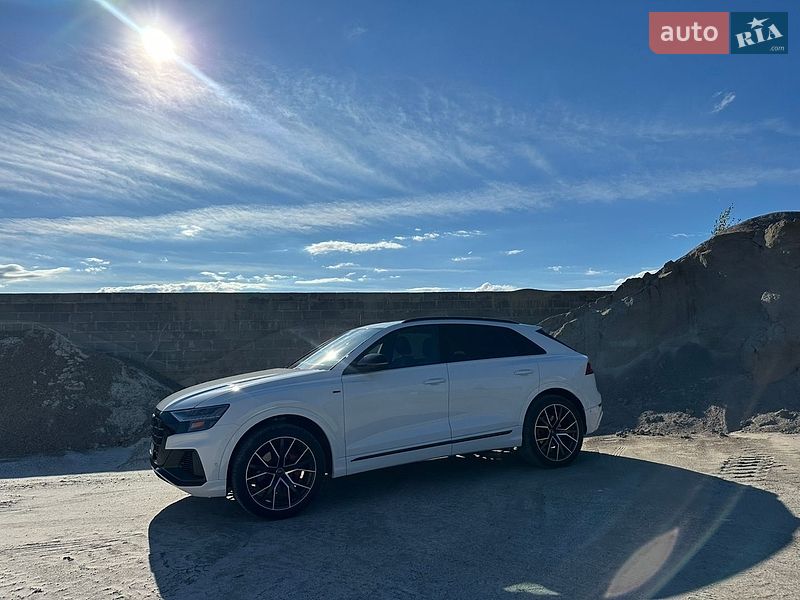 Внедорожник / Кроссовер Audi Q8 2018 в Львове фото 4 Внедорожник / Кроссовер Audi Q8 2018 в Львове
