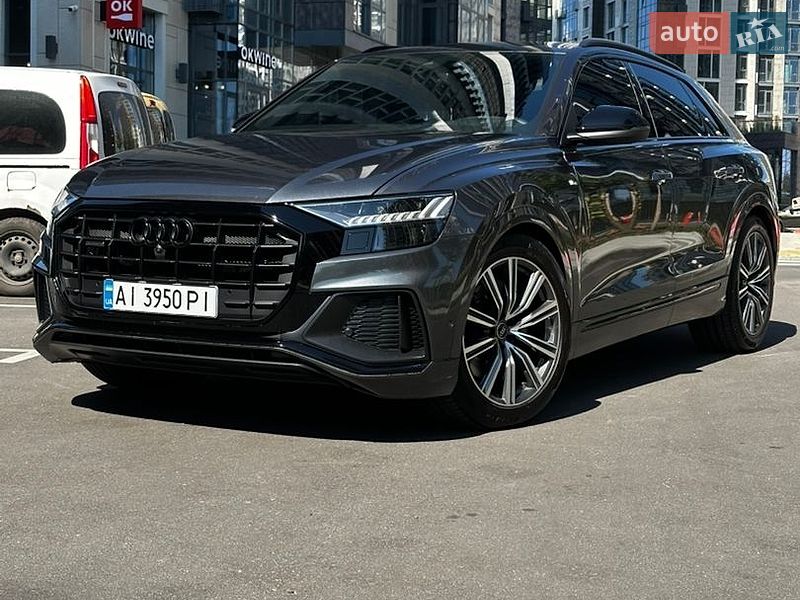 Позашляховик / Кросовер Audi Q8 2023 в Києві