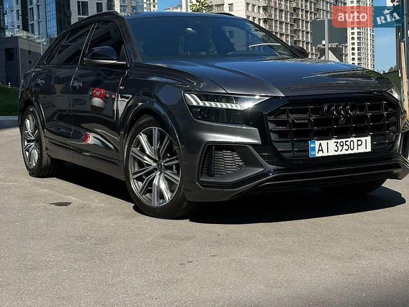 Позашляховик / Кросовер Audi Q8 2023 в Києві