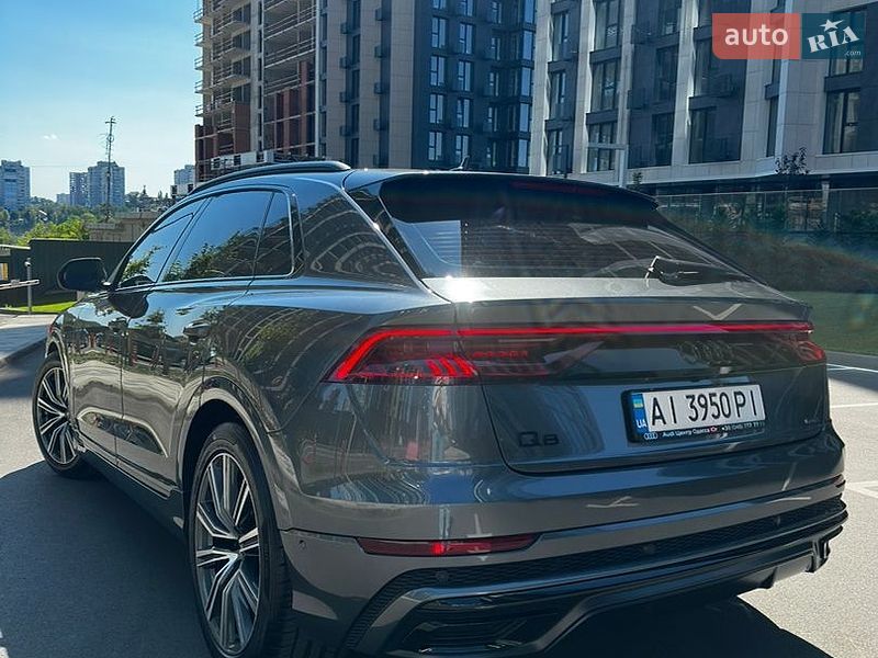 Позашляховик / Кросовер Audi Q8 2023 в Києві