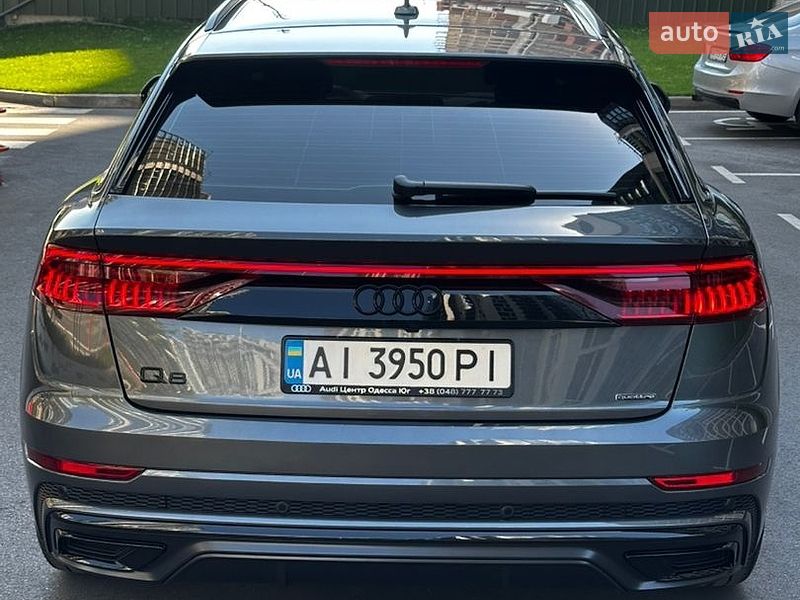 Позашляховик / Кросовер Audi Q8 2023 в Києві