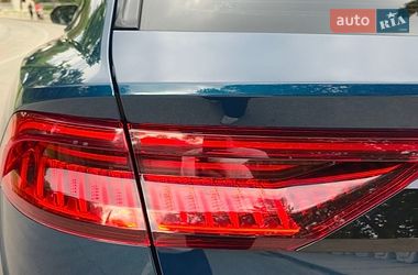 Внедорожник / Кроссовер Audi Q8 2020 в Киеве