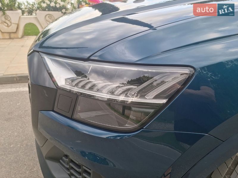 Внедорожник / Кроссовер Audi Q8 2020 в Киеве