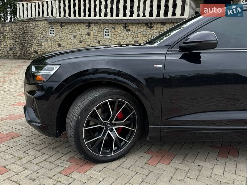 Внедорожник / Кроссовер Audi Q8 2020 в Ивано-Франковске