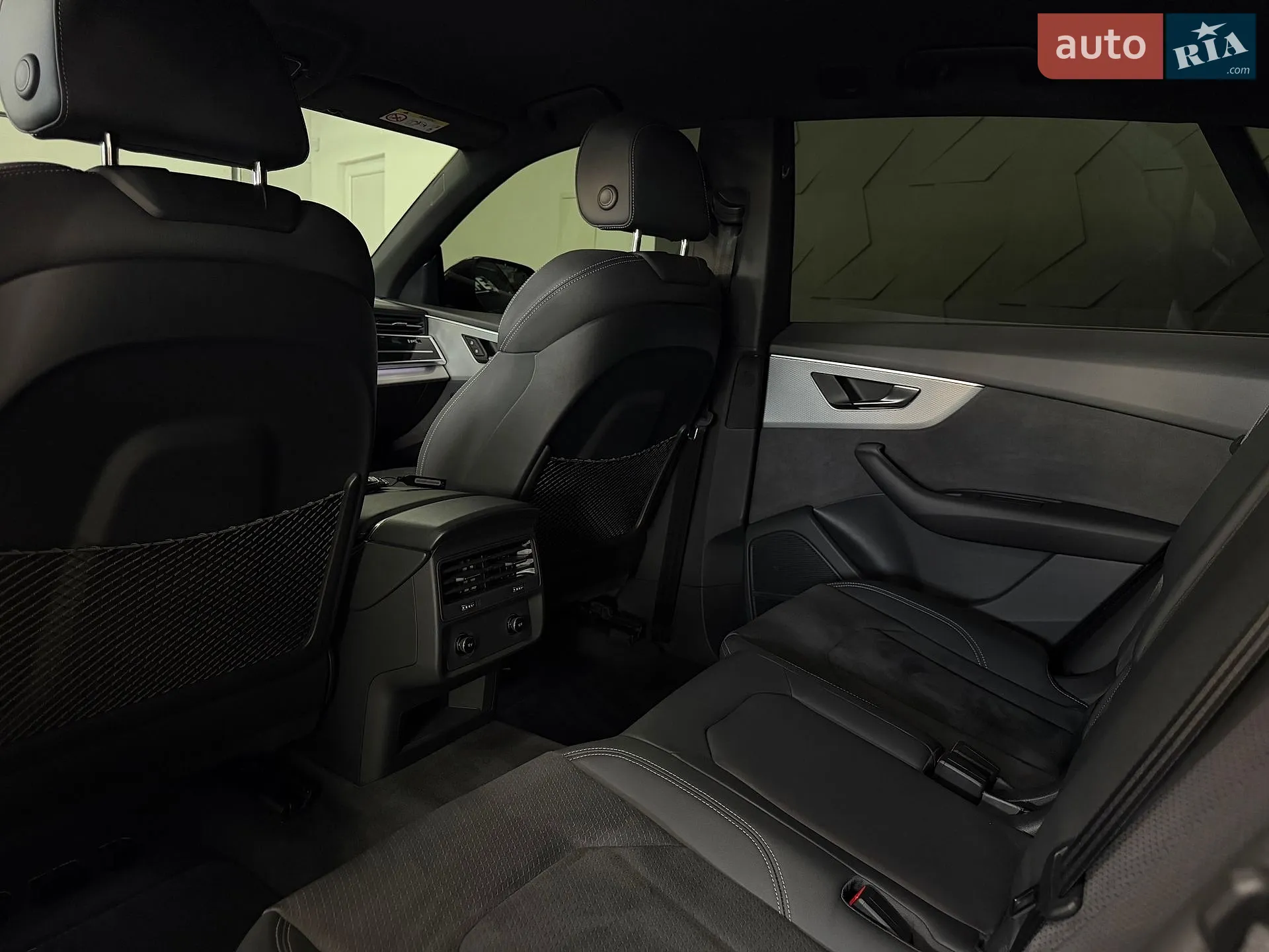 2024 Audi Q8 - мініатюра 46