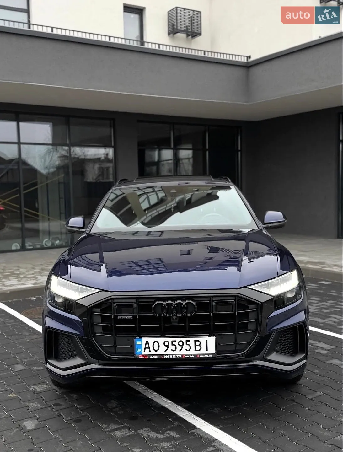 2019 Audi Q8 - мініатюра 2