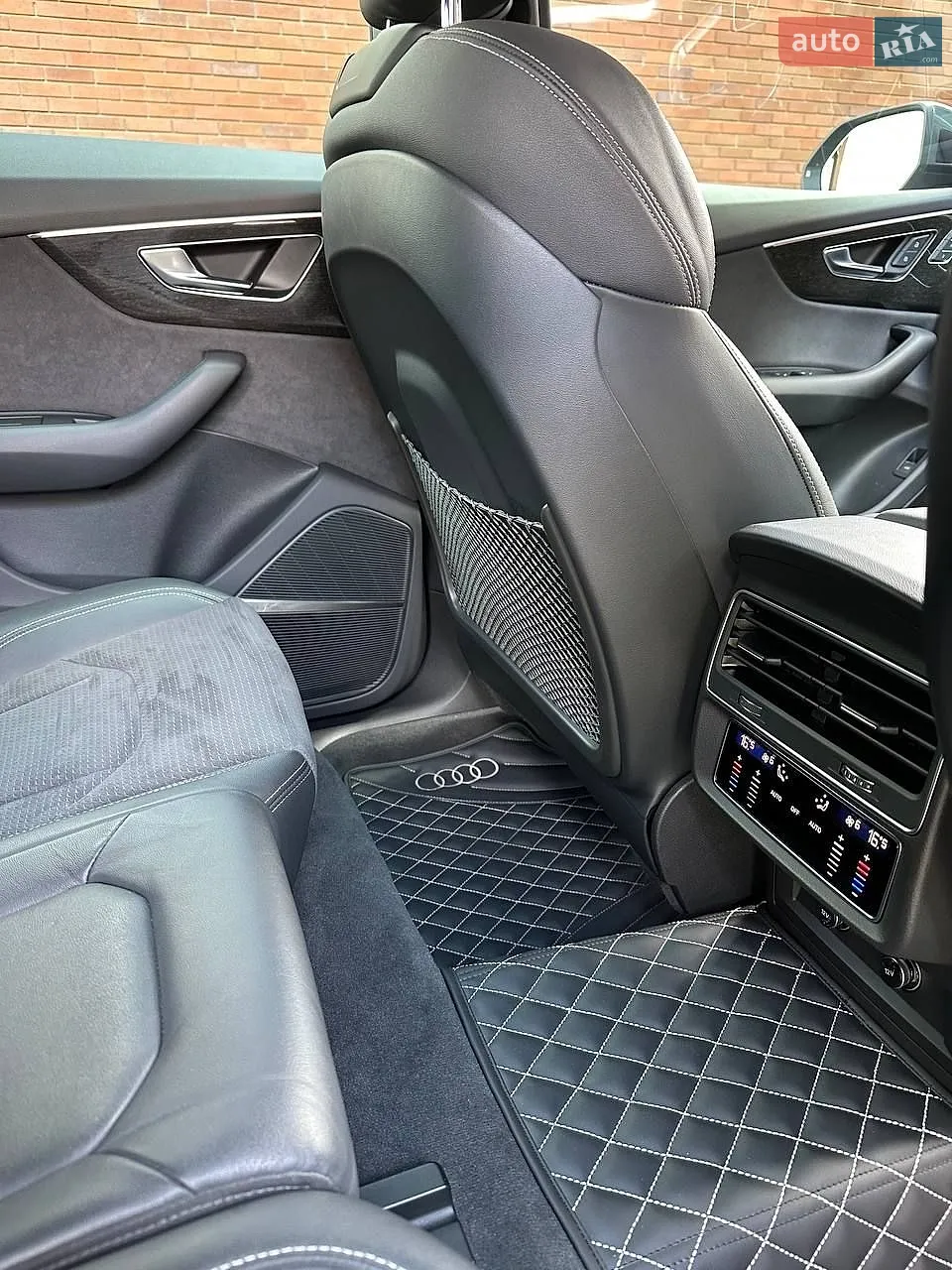 2023 Audi Q8 - мініатюра 32
