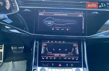 Позашляховик / Кросовер Audi Q8 2023 в Дніпрі