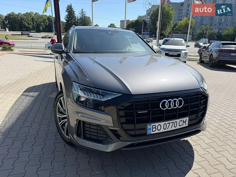 Audi Q8 2023