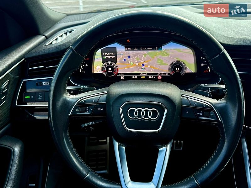 Внедорожник / Кроссовер Audi Q8 2018 в Киеве