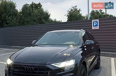 Позашляховик / Кросовер Audi Q8 2018 в Шепетівці
