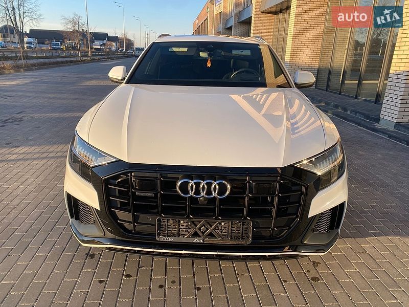 Внедорожник / Кроссовер Audi Q8 2020 в Виннице