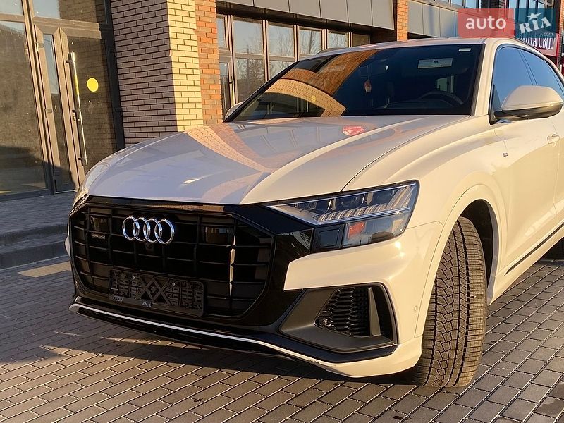 Внедорожник / Кроссовер Audi Q8 2020 в Виннице