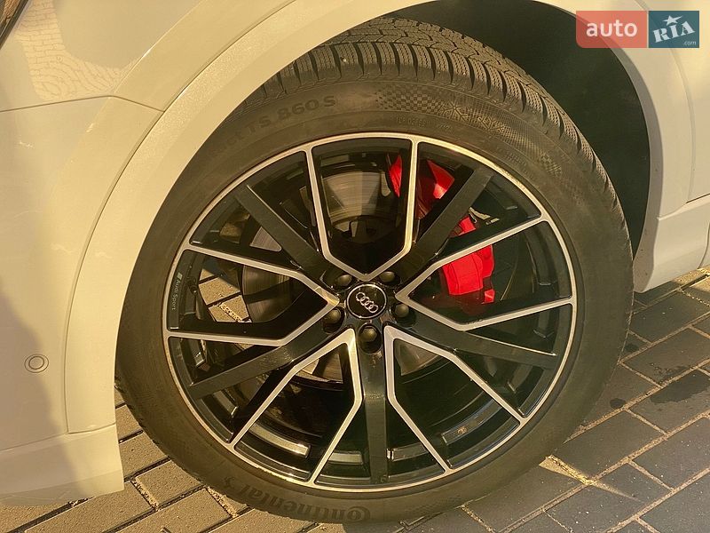 Внедорожник / Кроссовер Audi Q8 2020 в Виннице