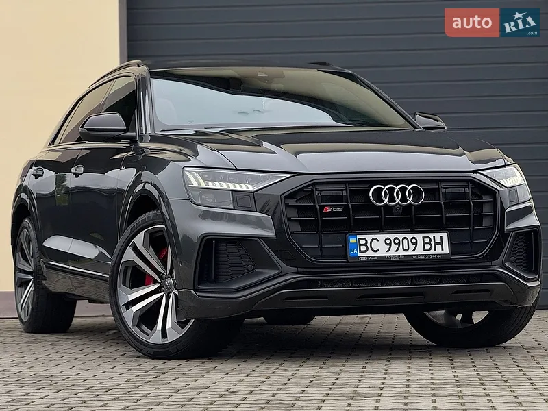 Audi Q8