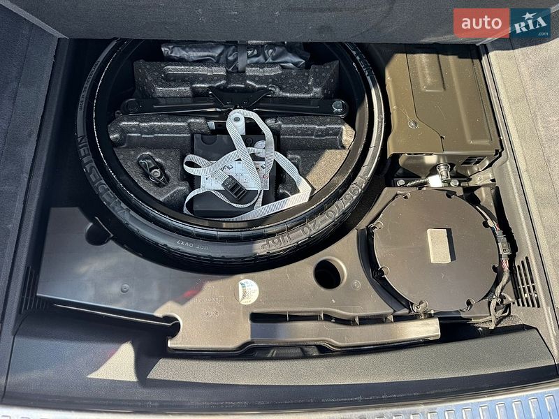 Позашляховик / Кросовер Audi Q8 2019 в Мукачевому фото 91 Позашляховик / Кросовер Audi Q8 2019 в Мукачевому