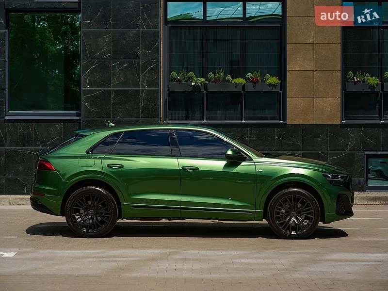 Audi Q8
