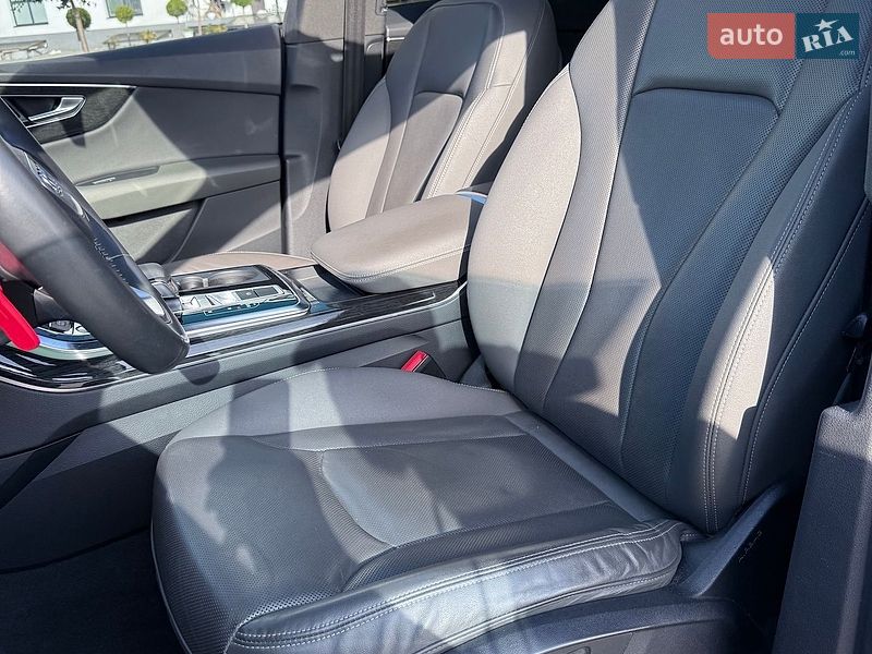 Позашляховик / Кросовер Audi Q8 2019 в Луцьку фото 30 Позашляховик / Кросовер Audi Q8 2019 в Луцьку