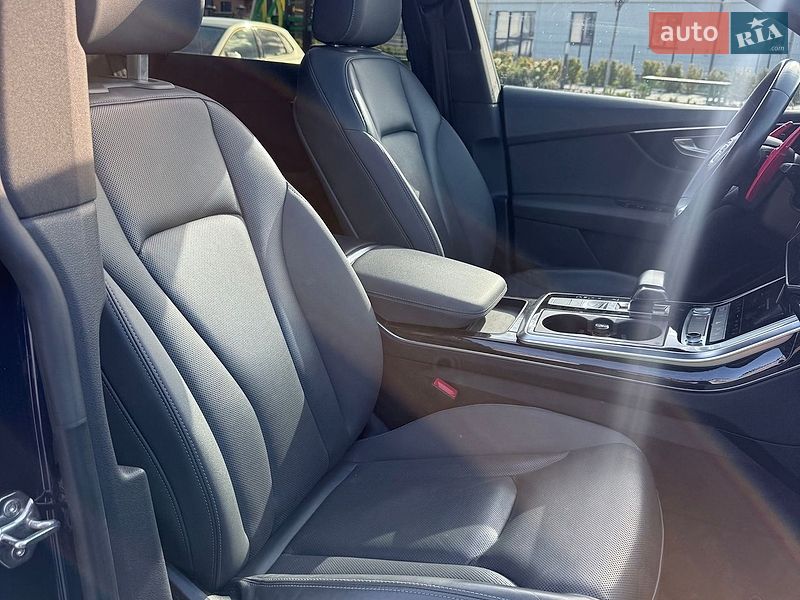 Позашляховик / Кросовер Audi Q8 2019 в Луцьку фото 37 Позашляховик / Кросовер Audi Q8 2019 в Луцьку