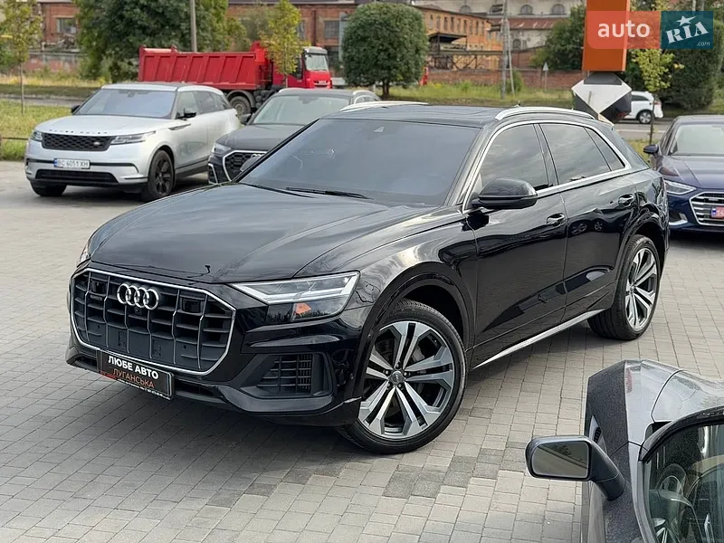 Audi Q8