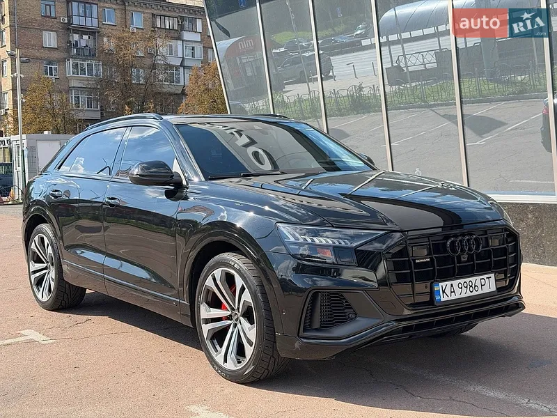 Audi Q8 2022