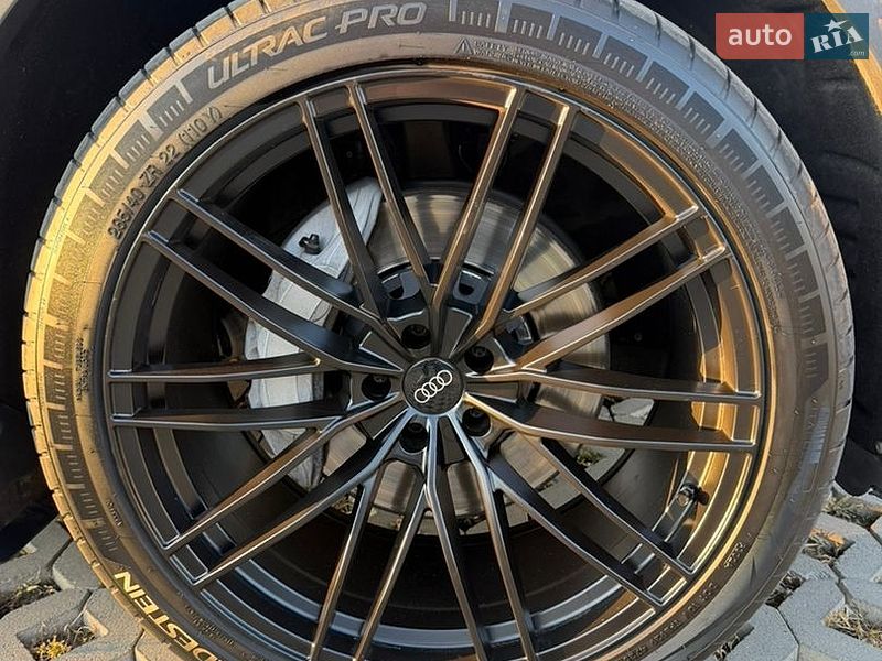 Позашляховик / Кросовер Audi Q8 2019 в Хмельницькому