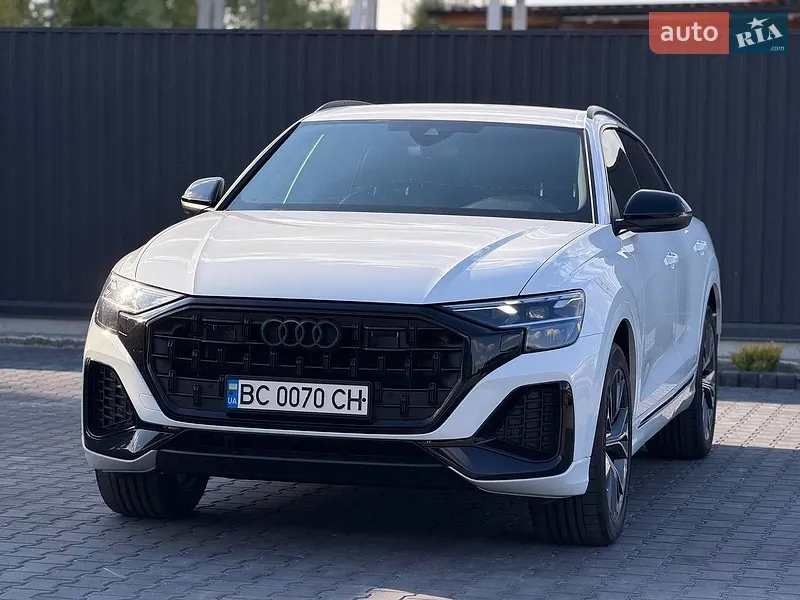 Audi Q8 2023