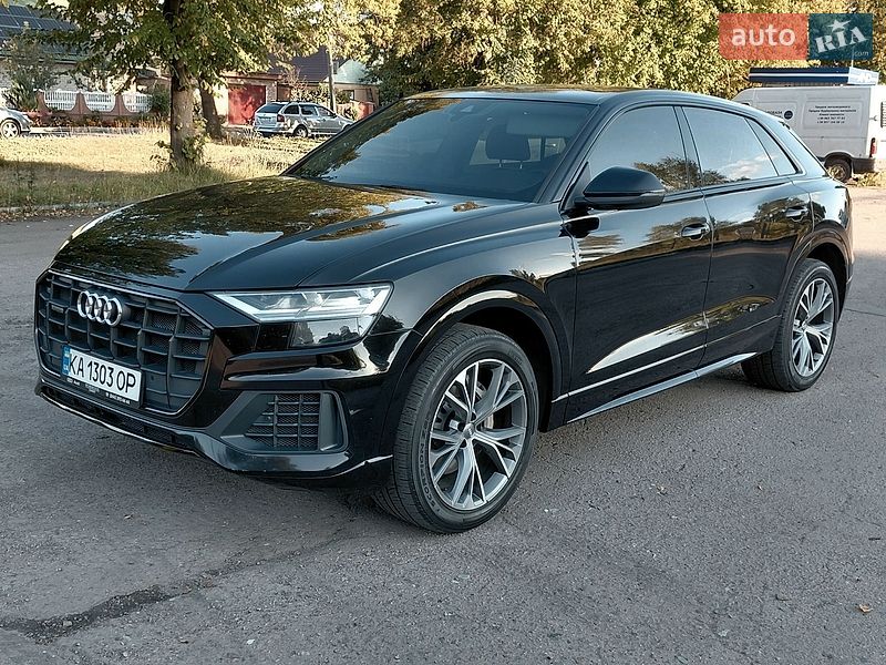 Позашляховик / Кросовер Audi Q8 2019 в Чернігові