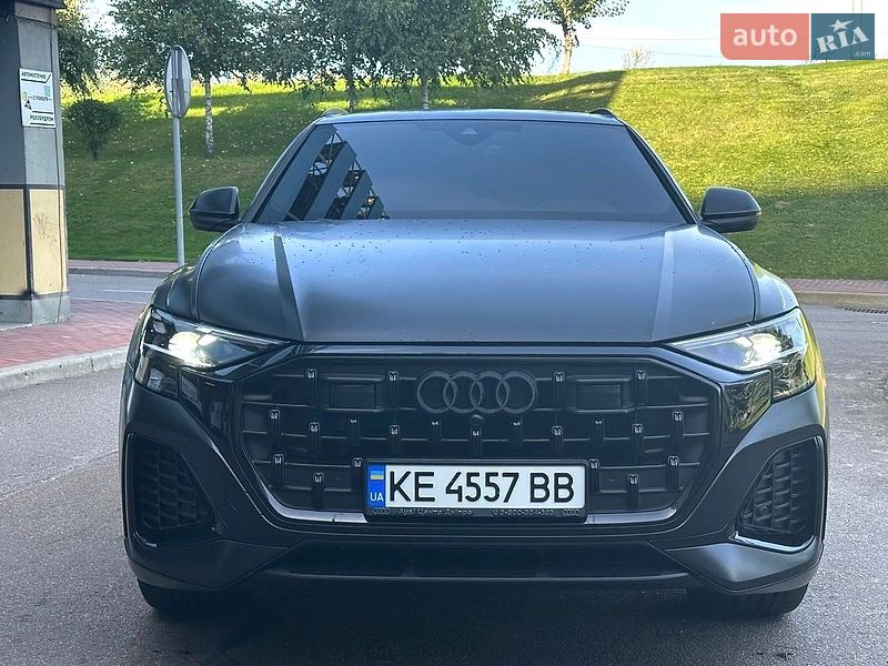Позашляховик / Кросовер Audi Q8 2025 в Києві