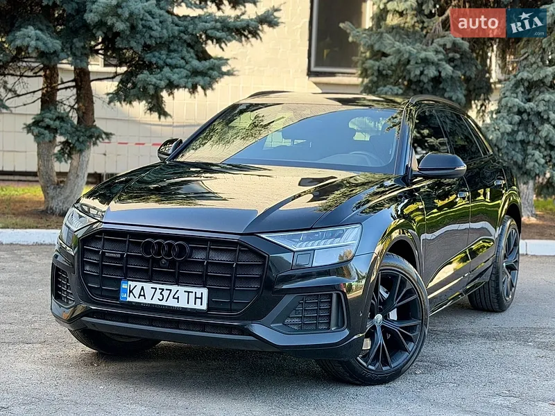 Audi Q8