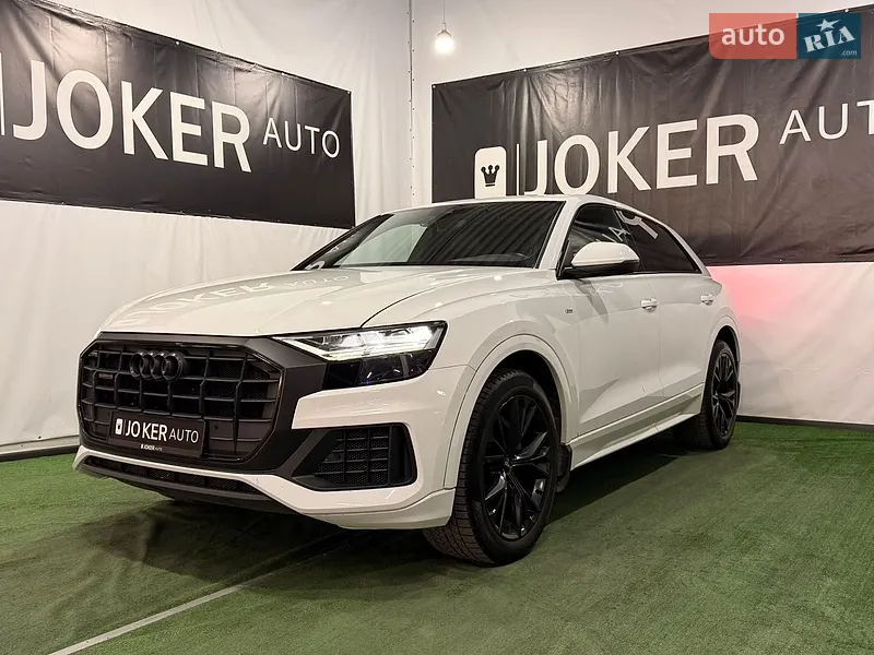 Audi Q8