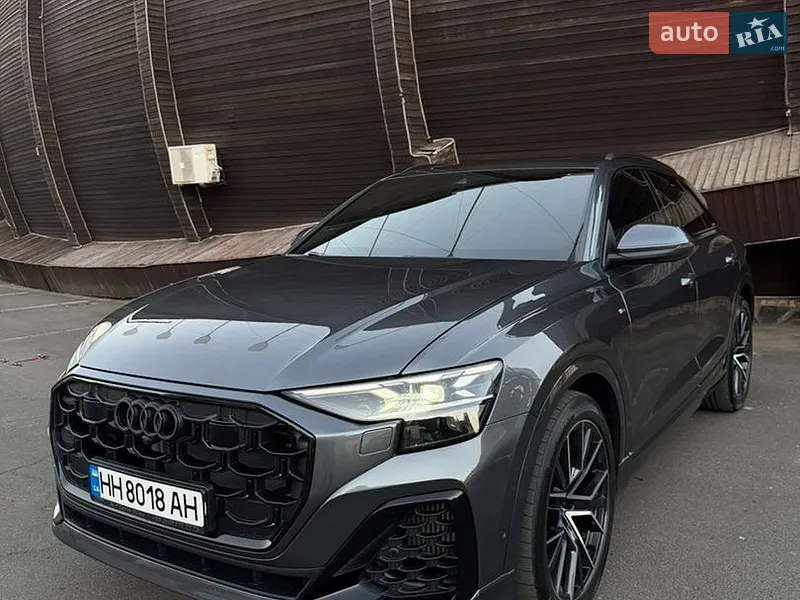 Audi Q8
