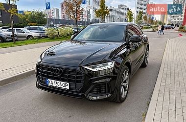 Внедорожник / Кроссовер Audi Q8 2019 в Киеве